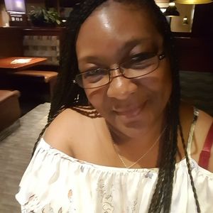 Meet your Posher, Alfreda